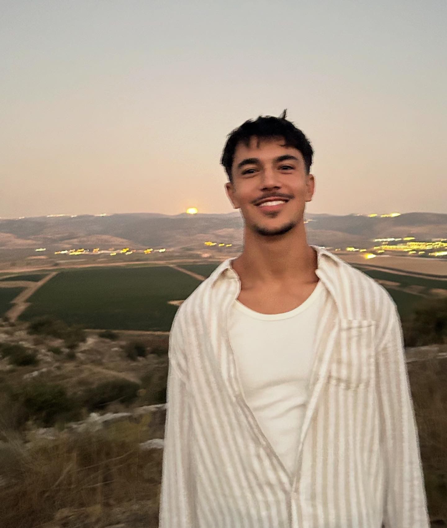 אורן לביא